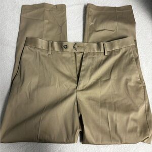 Croft & Barrow Men's Khaki dress pants Chinos
